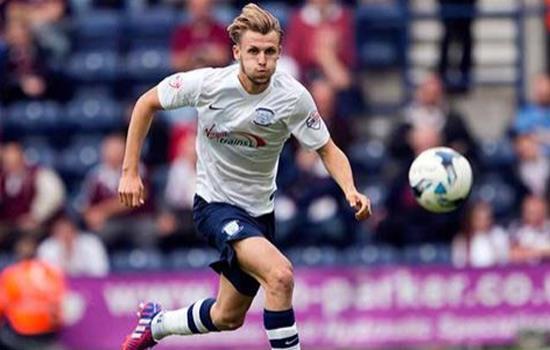 马竞vs皇家奥维耶多：格列兹曼、奥布拉克首发，龙东、卡索拉出战（马竞迎战皇家奥维耶多：格列兹曼、奥布拉克先发，龙东与卡索拉登场）